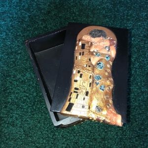 GUSTAV KLIMT “THE KISS” WOODEN JEWELRY BOX